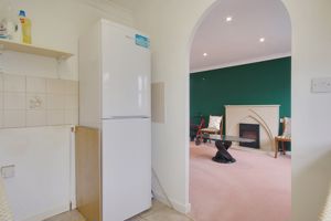 Kitchen- click for photo gallery